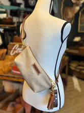 Lil' Vacation (Wristlet/Torso) Amaretto/Worn Saddle Mix