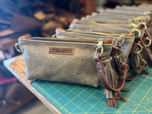 Lil' Vacation (Wristlet/Torso) Amaretto/Worn Saddle Mix