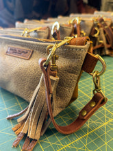 Lil' Vacation (Wristlet/Torso) Amaretto/Worn Saddle Mix