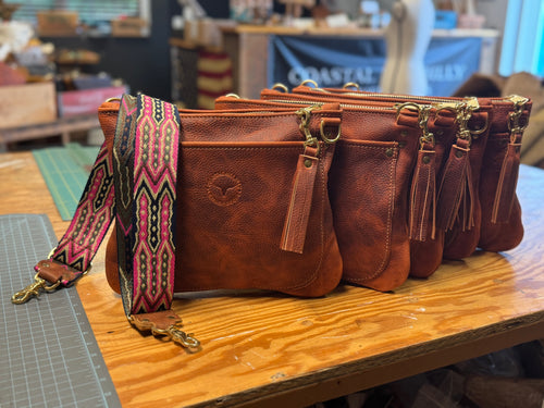 *Limited* Lava Luxe Front Pocket Crossbody