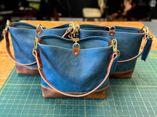 Vacation Bucket in Blue
